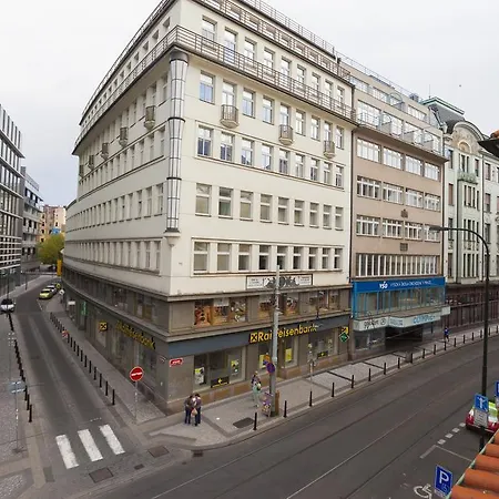 White & Woody Quadrio Apartments Apartment Prague