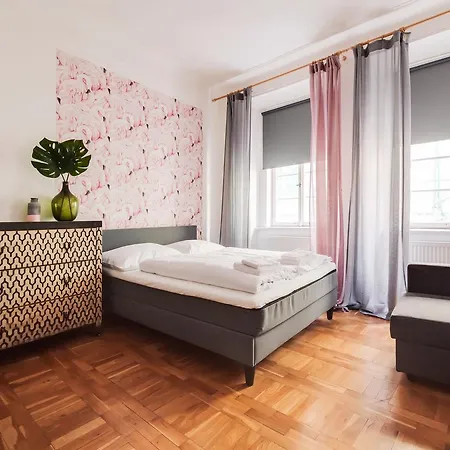 White & Woody Quadrio Apartments Apartment